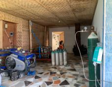On-site air compressor and cylinder filling facilities